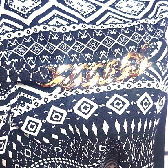 Say Any Thing Sleeveless Top - Picture 2 of 4